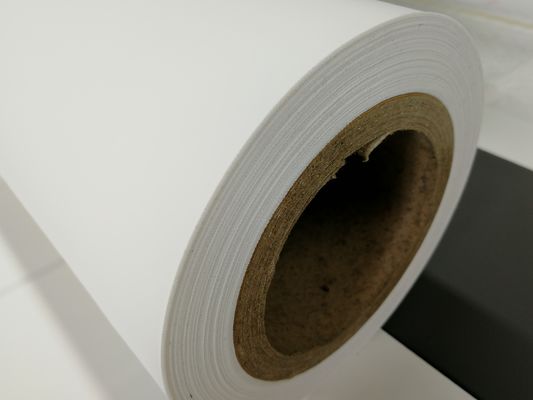 Pembalut wanita 20GSM PE Film Bernapas Kain Non Woven Ringan