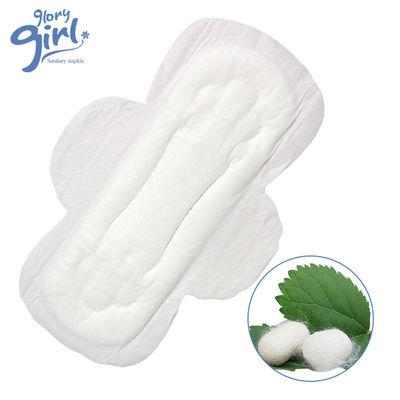 Biodegradable 320mm Disposable Lady Sanitary Pads Popok Dewasa